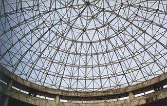 鹰潭铝镁锰板屋面网架在设计时要注意哪些细节